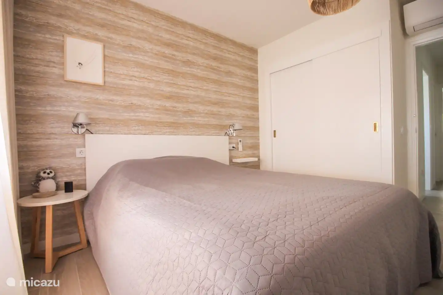 this is the master bedroom with double bed with NL dimensions 160x200