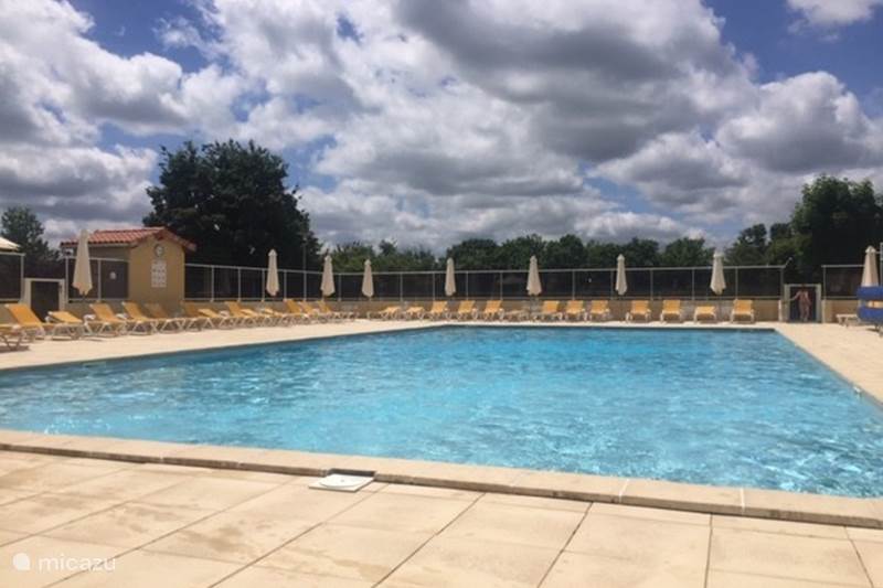 Vacation rental France, Charente, Écuras Holiday house Village Le Chat 113