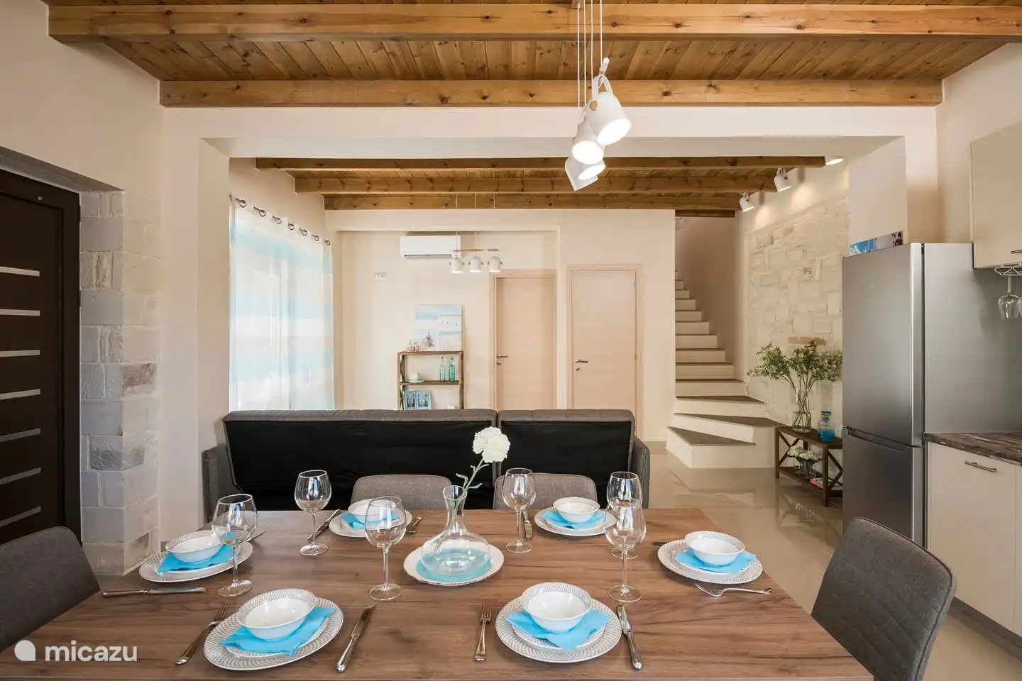 Open kitchen with dining table for 6 people