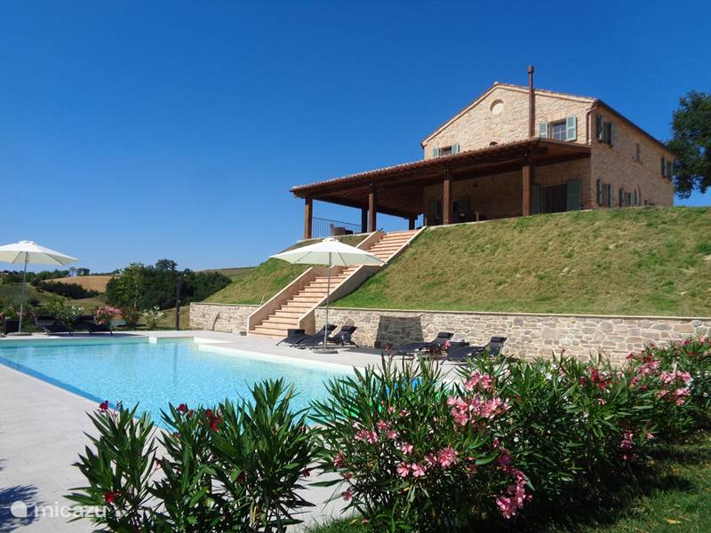 Vakantiehuis Italië, Marche, Monte Rinaldo Villa Casa Belmonte