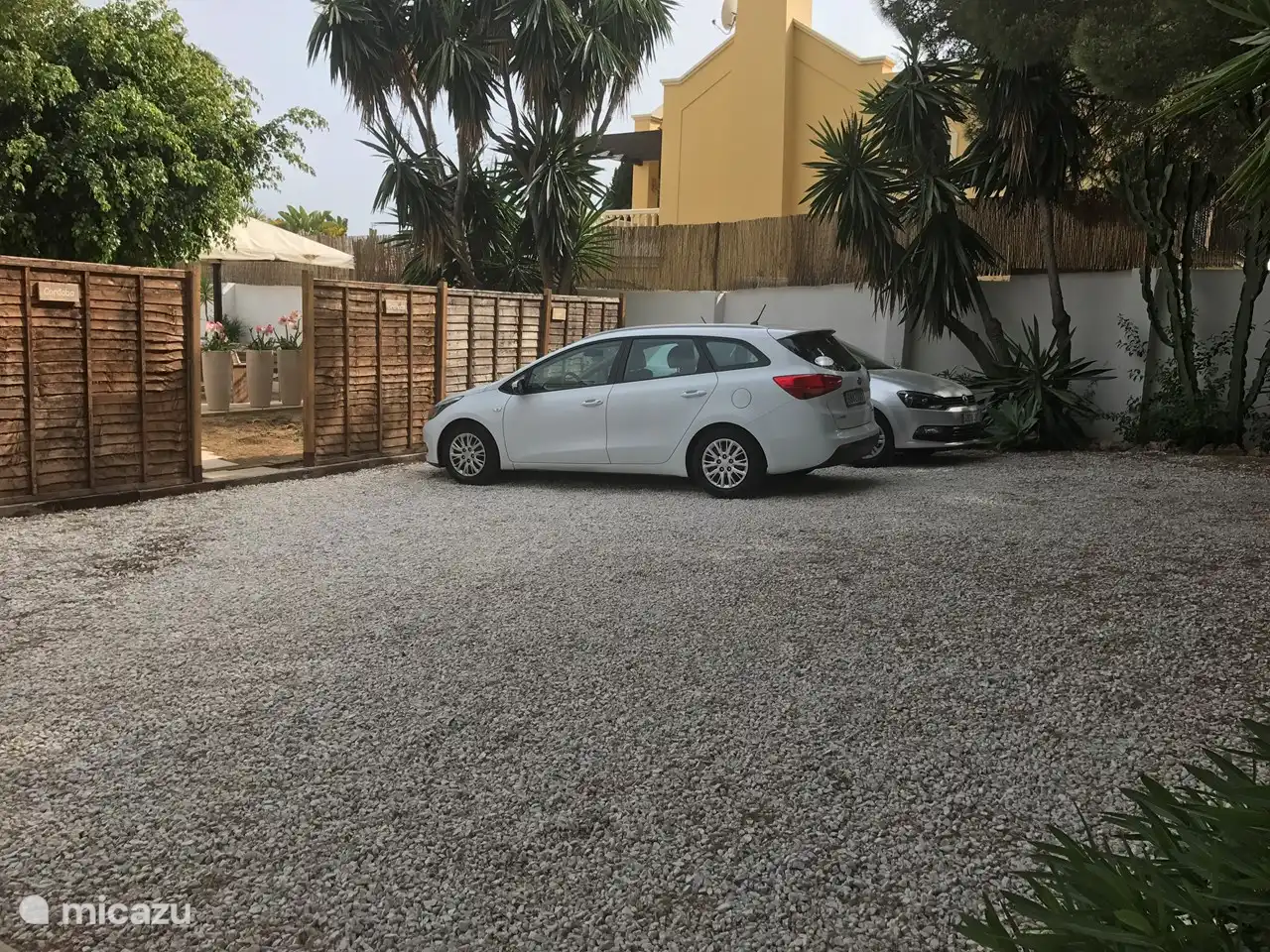 Privat Parkplatz mit reservierte Platz