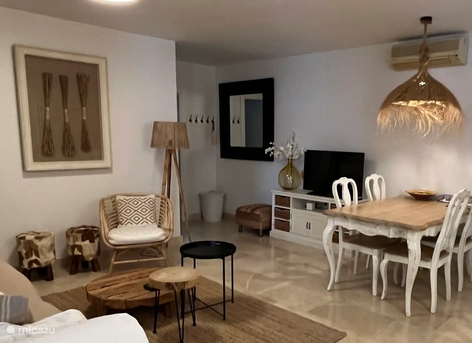Woonkamer/keuken appartement Granada 