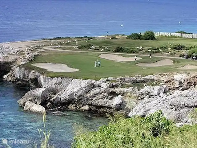 Location de Vacances Curaçao, Curaçao-Centre, Blue Bay, villa - Villa BlueBay à 50m de la plage des palmiers Un des trous du magnifique golf 18 trous