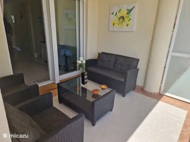 Casa Pescador 'Gonzales 71' en España, Costa del Azahar, Vinaroz - apartamento Junto a la sala de estar hay un bonito balcón con asientos y vistas al mar