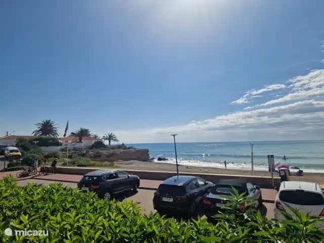 Casa Pescador 'Gonzales 71' en España, Costa del Azahar, Vinaroz - apartamento El parque está situado directamente en una playa de guijarros y en el mar, a lo largo de la costa y sobre el nuevo puente peatonal y ciclista se puede llegar rápidamente al paseo marítimo de Vinaròs.