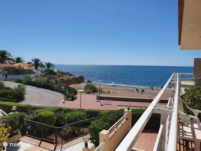 Casa Pescador 'Gonzales 71' en España, Costa del Azahar, Vinaroz - apartamento Vista a la derecha desde el balcón desde el lado de la sala de estar del apartamento
