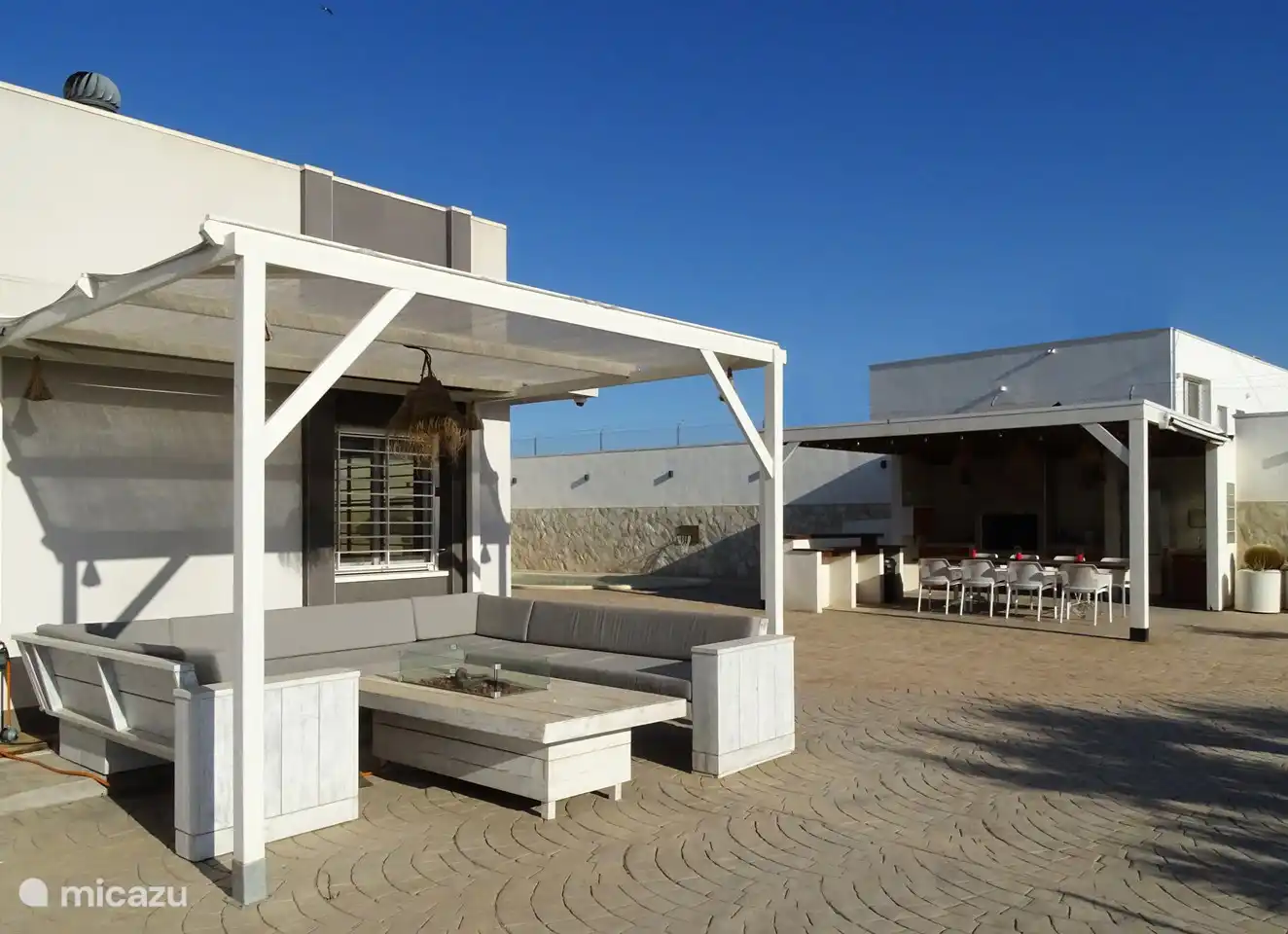 Sitzecke mit Feuerstelle