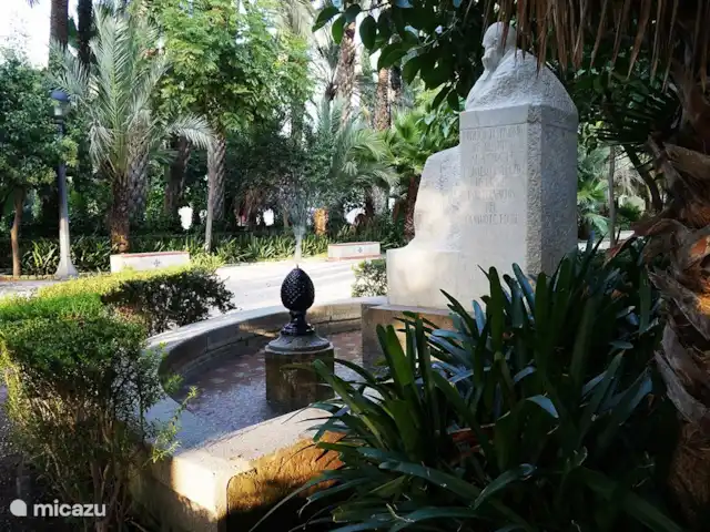 Casa Perdiz | Espagne, Costa Blanca, La Marina - finca Palmeral of Elche est un parc de palmiers d'une beauté fantastique avec beaucoup de belles choses à voir.