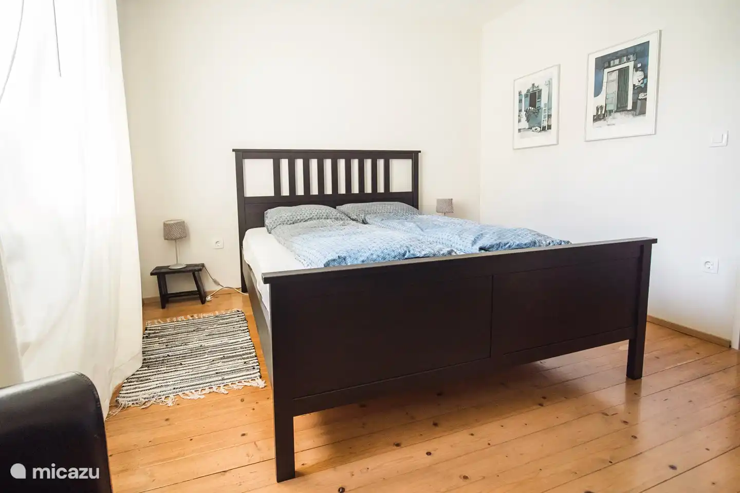 Schlafzimmer 1