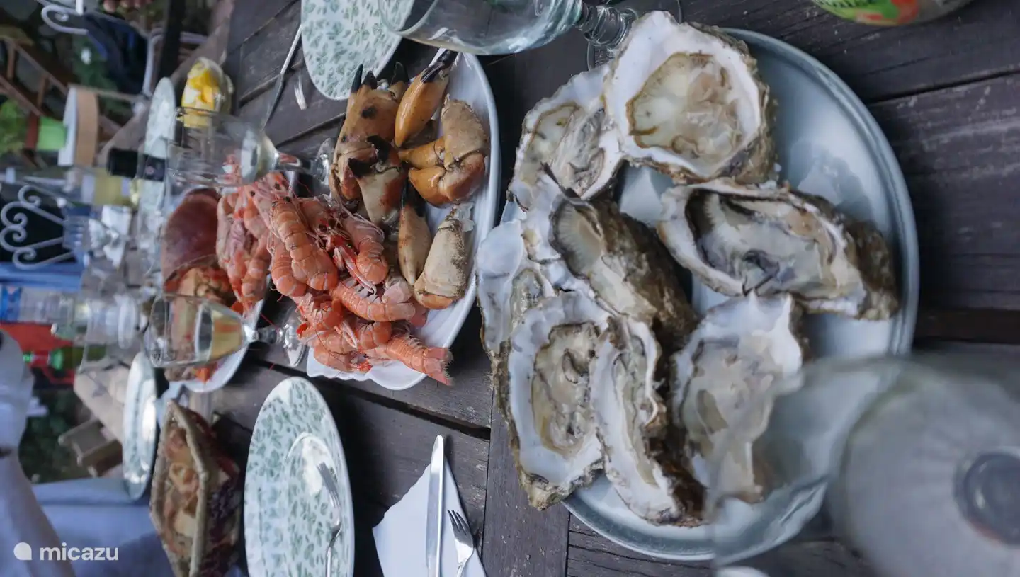 Wanneer je voor de balie van verse vis in de supermarkt van La Tranche staat, heb je keuze te over! Het is gemakkelijk om hier beslissingsproblemen te krijgen. Neem uw kinderen mee en laat ze de verschillende glinsterende vissen van dichtbij bewonderen!