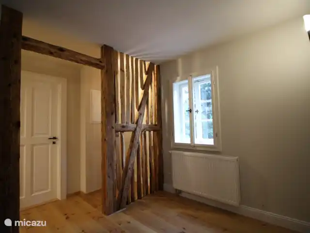 Felsenkeller Bielatal Johanniswacht en Alemania, Sajonia, Rosenthal-Bielatal - apartamento el pasillo de arriba