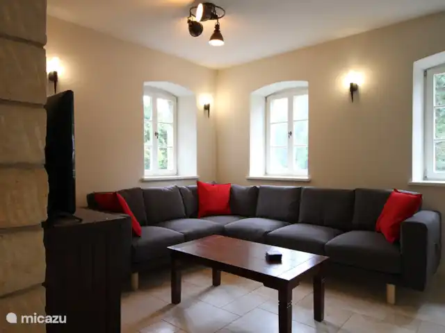 Felsenkeller Bielatal Johanniswacht en Alemania, Sajonia, Rosenthal-Bielatal - apartamento la sala de estar