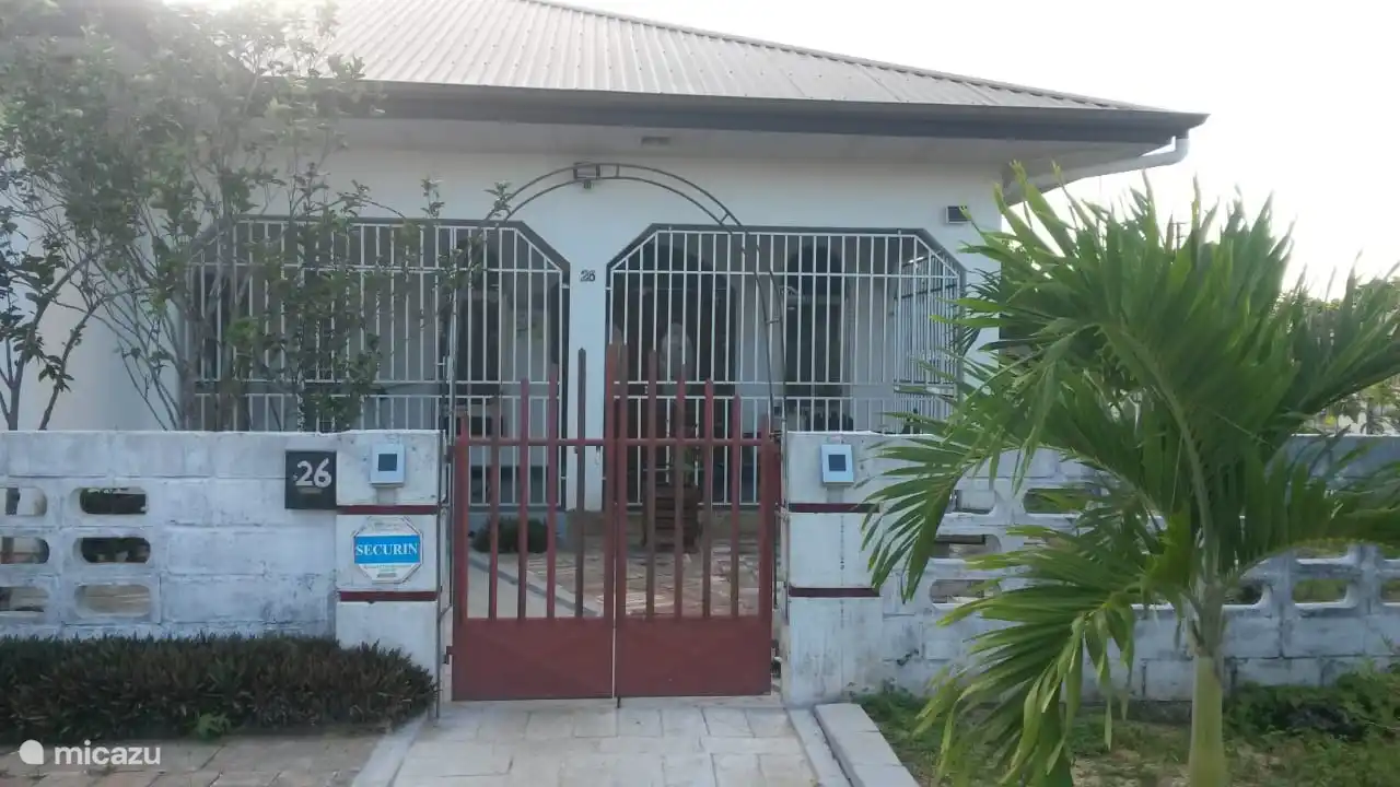 VillaParK INDIRA is well lit all around, equipped with an electronic alarm and camera. You can fully enjoy your privacy in the house and on the spacious spacious terrace.