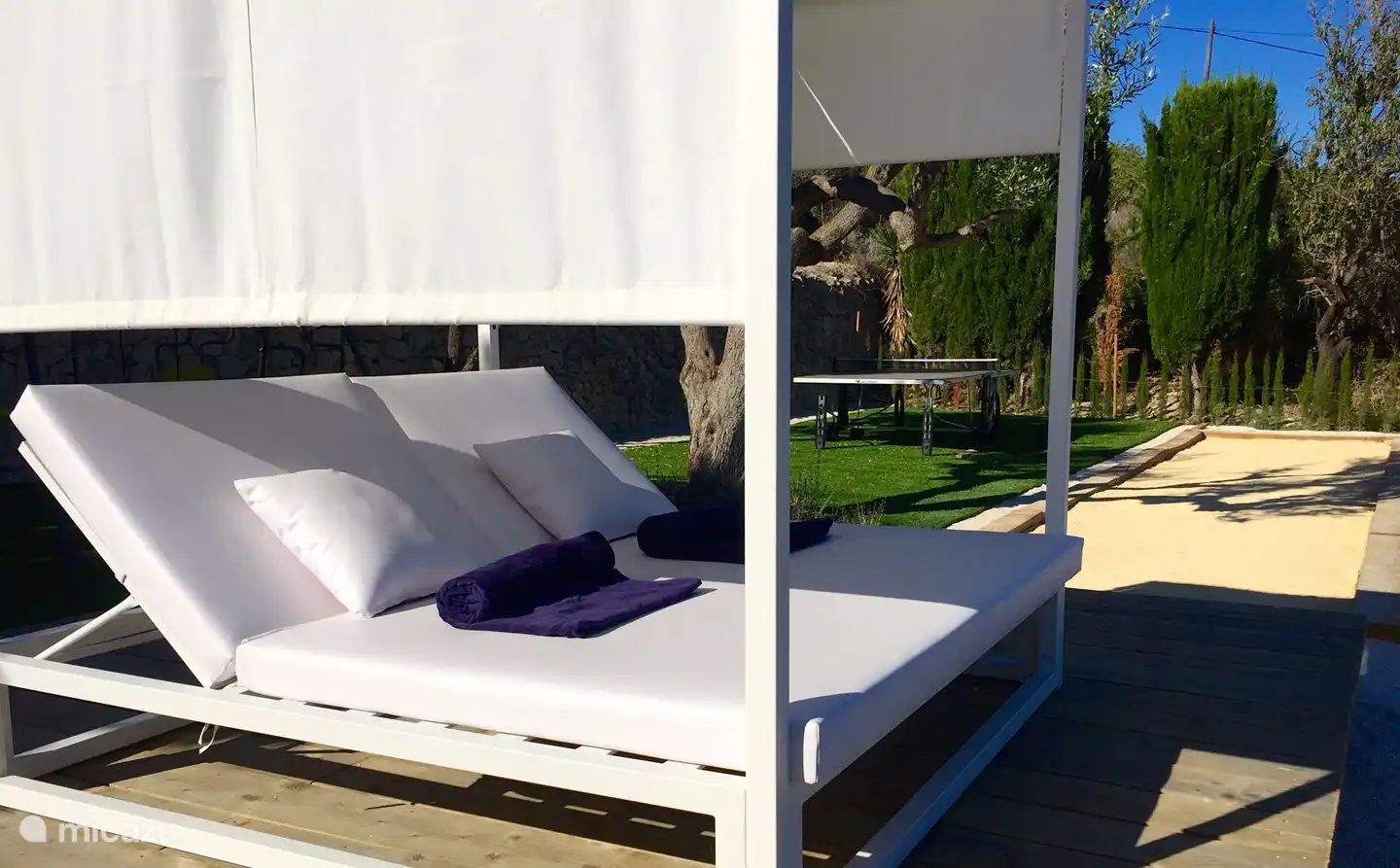 Lit balinais et pétanque