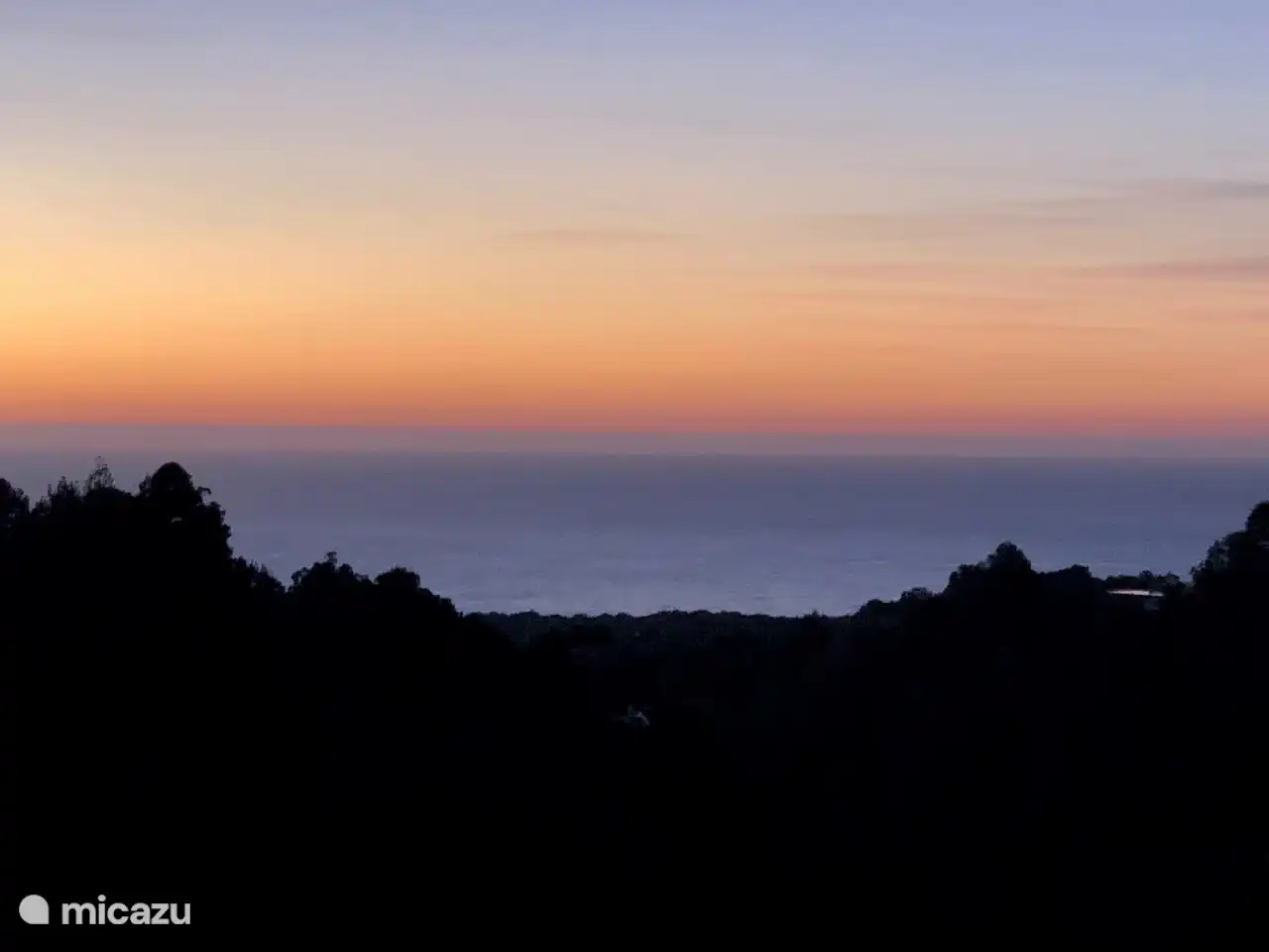 Vue de la terrasse en hiver (lever du soleil)