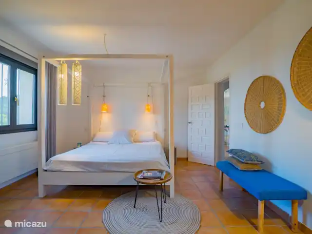 Villa Mimosa : Zeezicht & Natuur huren in Spanje, Costa Blanca, Benissa - villa bedroom