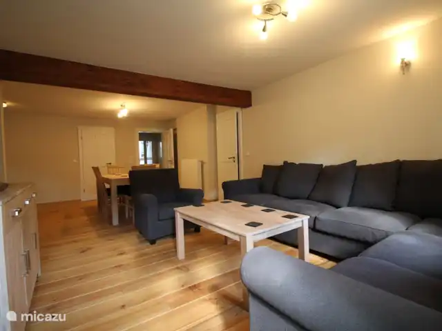 Felsenkeller Bielatal Nachbar | Allemagne, Saxe, Rosenthal-Bielatal - appartement Le coin salon et le coin repas