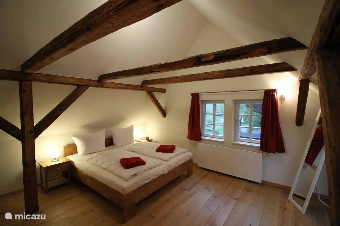 Das erste Schlafzimmer