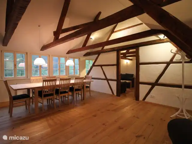 Felsenkeller Bielatal Berthablick | Allemagne, Saxe, Rosenthal-Bielatal - appartement Salle à manger avec l'ancien mur extérieur