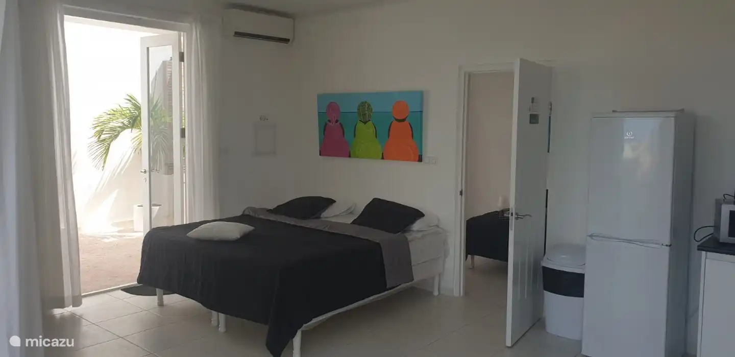 Kürzlich wurde ein zusätzliches Schlafzimmer mit Klimaanlage und 2 Einzelbetten hinzugefügt