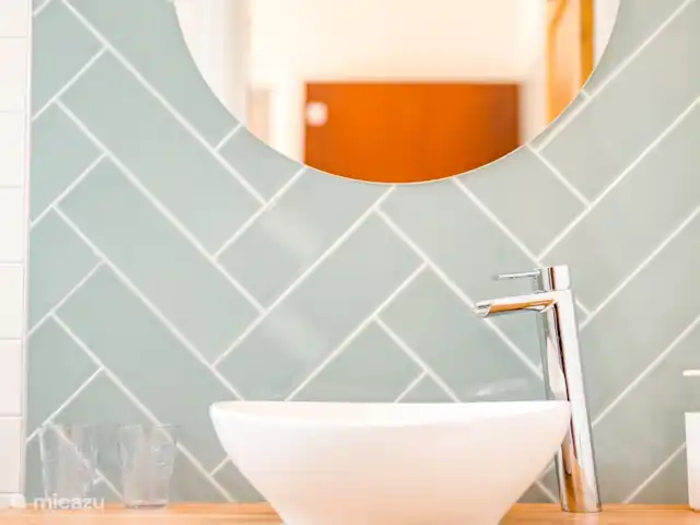 Location de Vacances Pays-Bas, Hollande méridionale, Katwijk, appartement - Beachhouse Anna parking privé ! La salle de bain