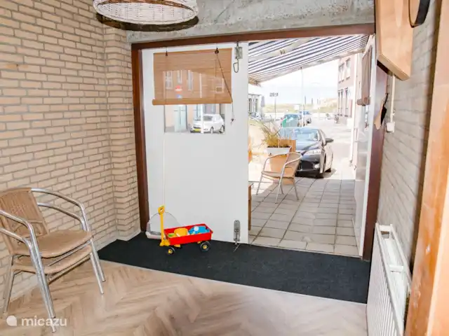 Location de Vacances Pays-Bas, Hollande méridionale, Katwijk, appartement - Beachhouse Anna parking privé ! L'entrée avec vue et coin salon