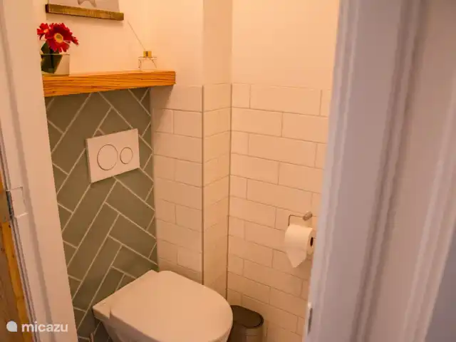 Location de Vacances Pays-Bas, Hollande méridionale, Katwijk, appartement - Beachhouse Anna parking privé ! Les toilettes