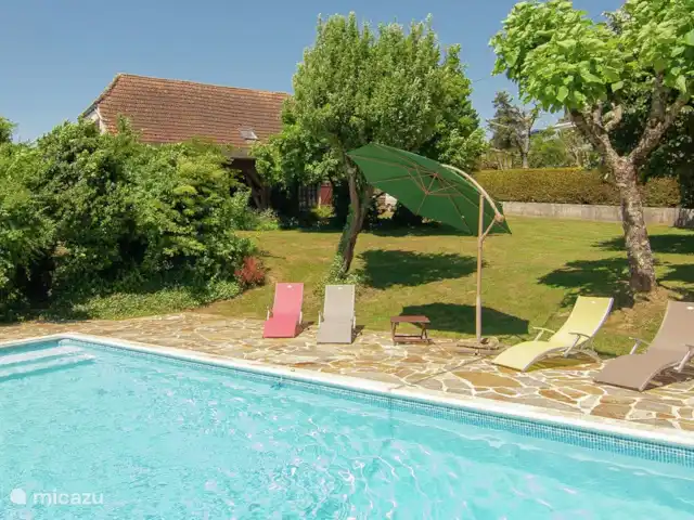 La Grange Imperiale en Francia, Dordoña, Salagnac - casa vacacional piscina