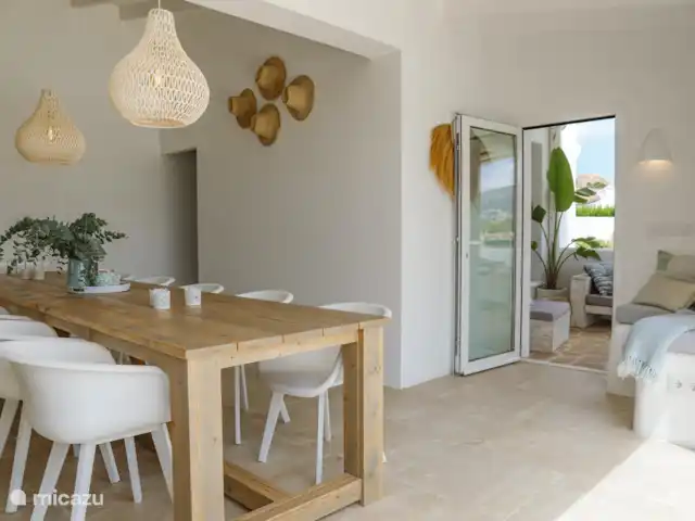 Villa Amigi en España, Costa Blanca, Moraira - villa Loungy sala de estar cerca de la cocina.