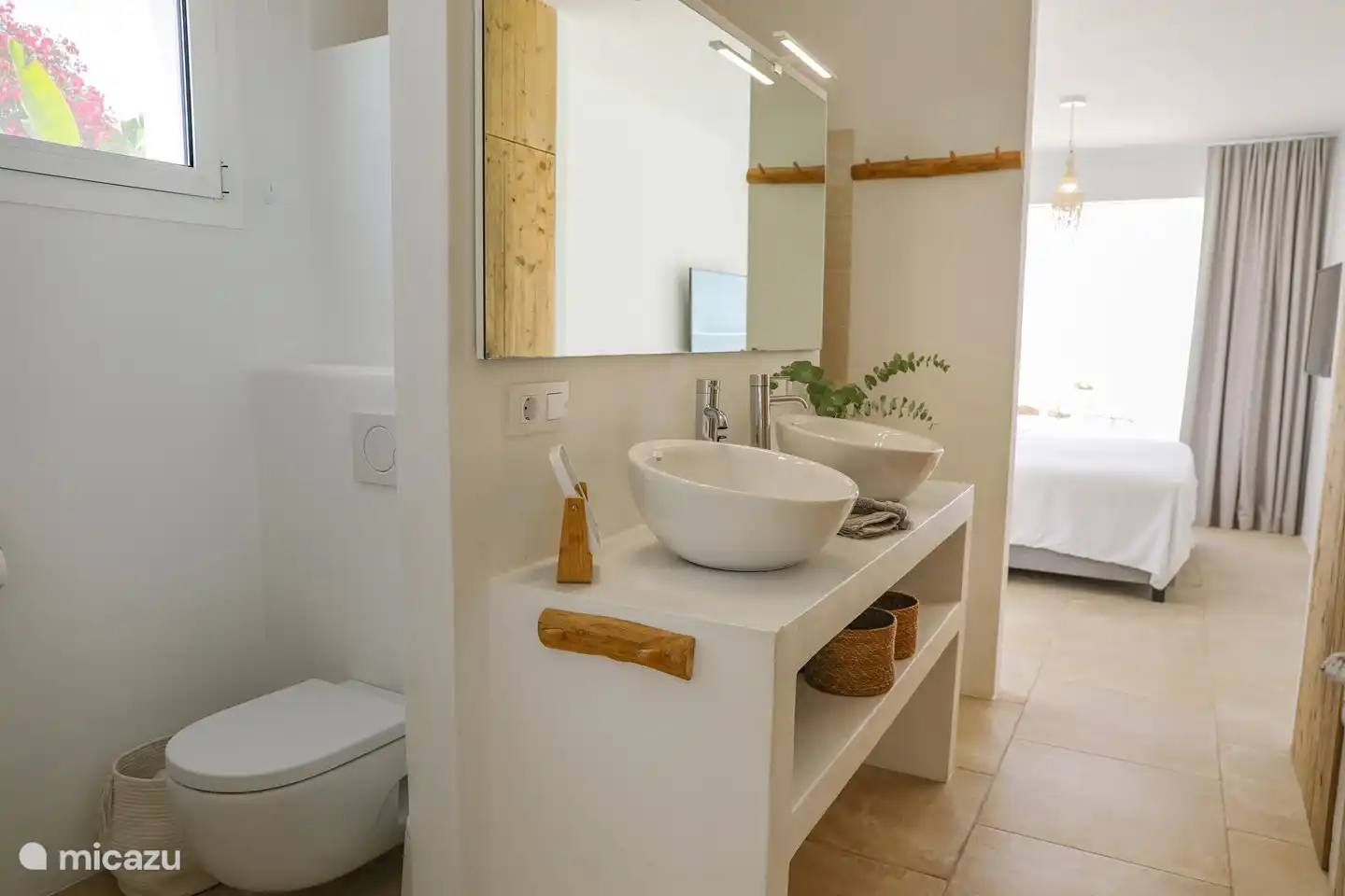 Salle de bain attenante