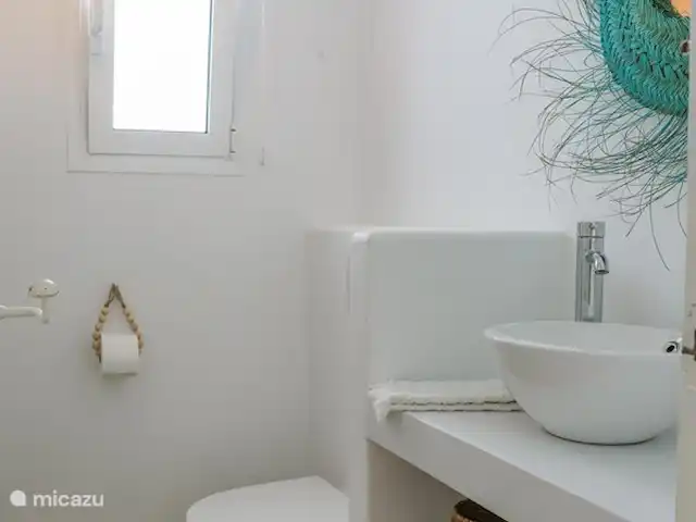 Villa Amigi en España, Costa Blanca, Moraira - villa Aseo con lavabo.