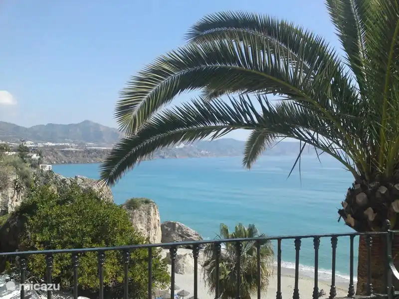 Das nahe gelegene Nerja