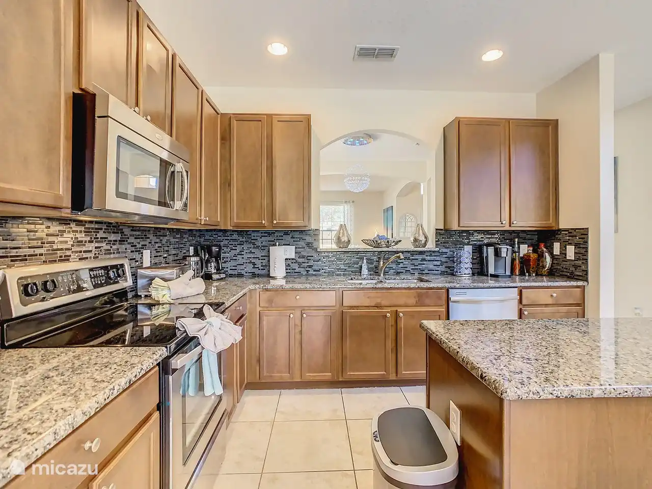 cuisine avec tout le nécessaire