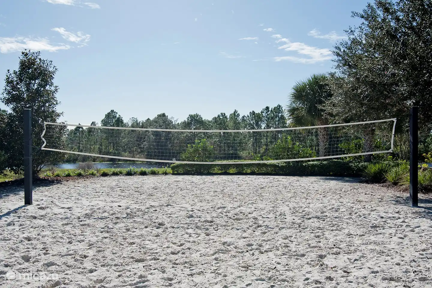 Le terrain de volley pour une pause sportive