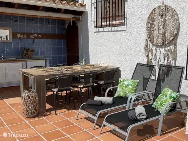 Casa 68 Montanas y el mar | Espagne, Costa Blanca, Adsubia - villa La cuisine extérieure avec grande table à manger.