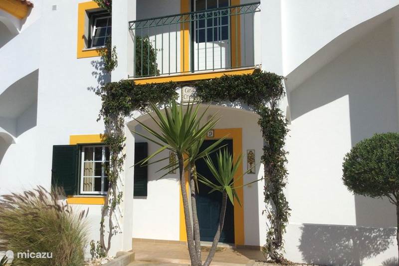 Vakantiehuis Portugal, Algarve, Carvoeiro Stadswoning Casa Pepi,  toplocatie in Carvoeiro