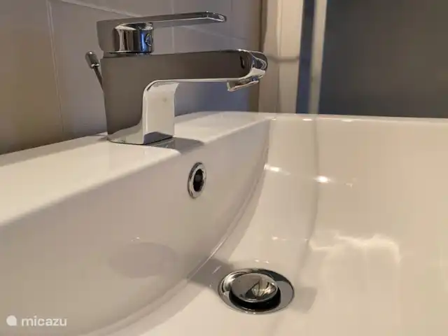 Casa Moia : Luxe, Piscine, Tranquillité ★★★★★ | Italie, Lacs italiens , Tavernola Bergamasca - maison de vacances Mobilier de salle de bain luxueux