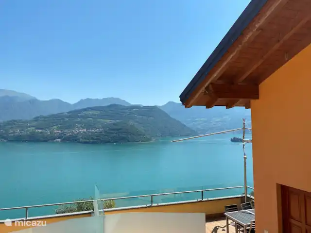 Casa Moia : Luxe, Piscine, Tranquillité ★★★★★ | Italie, Lacs italiens , Tavernola Bergamasca - maison de vacances « Quelle paix et quelle intimité. Et quelle vue ! Ralph (2024)