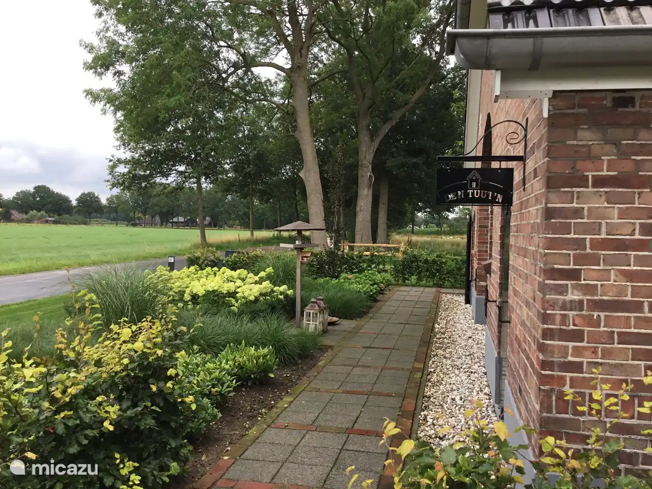 Über diesen Weg gelangen Sie zu Fuß zur Wohnung