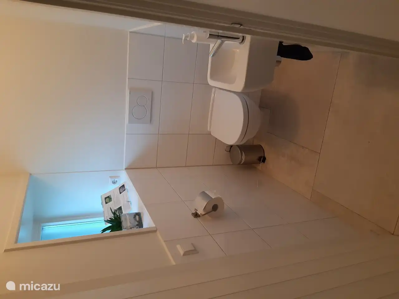 Foto der Toilette im Erdgeschoss.