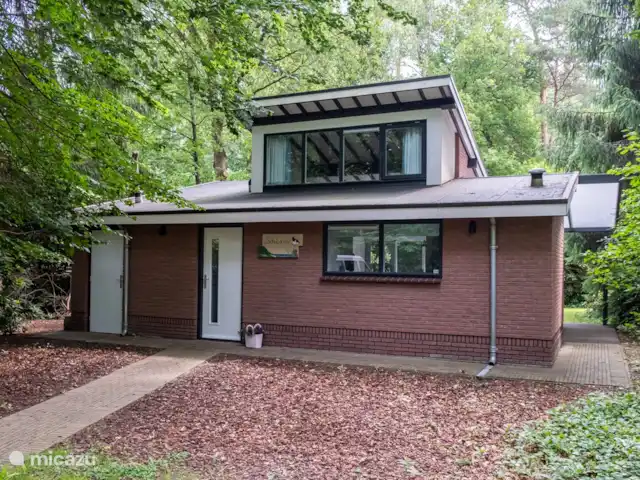 Scholekster huren in Nederland, Overijssel, Ommen - vakantiehuis Voorzijde bungalow De Scholekster