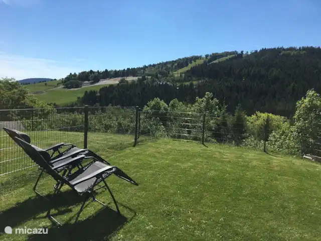 Location de Vacances Allemagne, Sauerland, Willingen, appartement - Appartement Kohlerhagen jardin ensoleillé