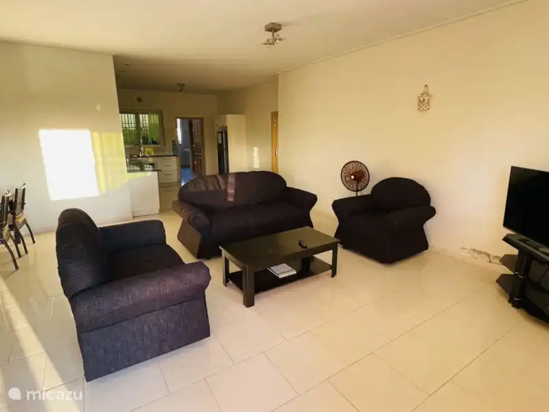 Villa Sobraiweg huren in Suriname, Wanica, De Nieuwe Grond - Stadswoning  Villa Sobraiweg huren in Suriname, Wanica, De Nieuwe Grond - Stadswoning