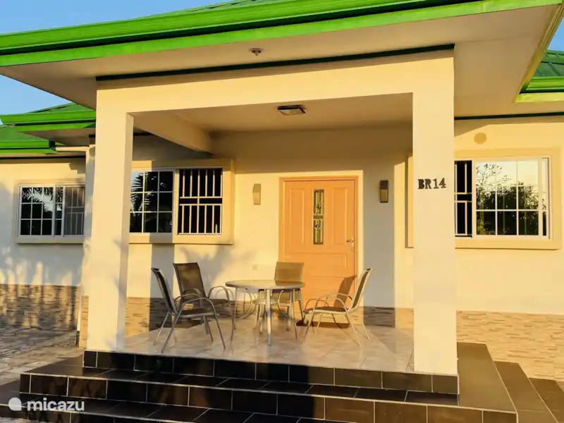 Villa Sobraiweg huren in Suriname, Wanica, De Nieuwe Grond - Stadswoning  Villa Sobraiweg huren in Suriname, Wanica, De Nieuwe Grond - Stadswoning