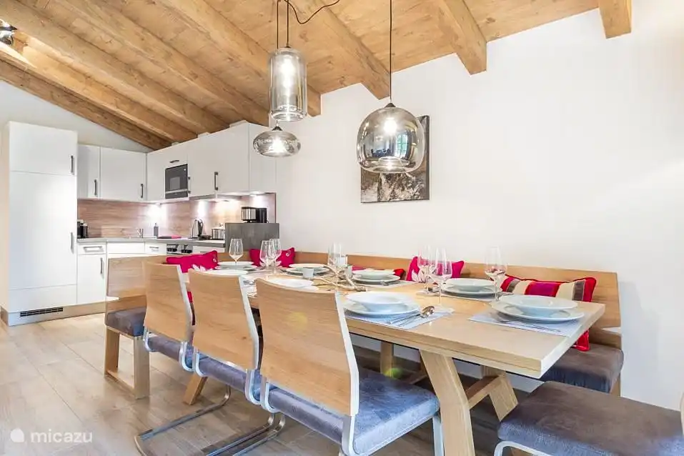 10 persoons eethoek met vaste bank