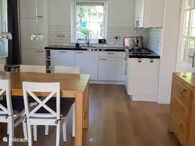 Salland Vakantie huren in Nederland, Overijssel, Heeten - vakantiehuis Eetkamertafel