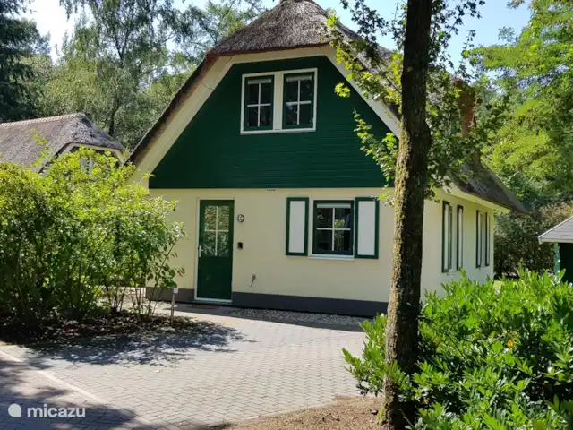 Salland Vakantie huren in Nederland, Overijssel, Heeten - vakantiehuis Veel privacy door groen rondom en rustige ligging op het park.