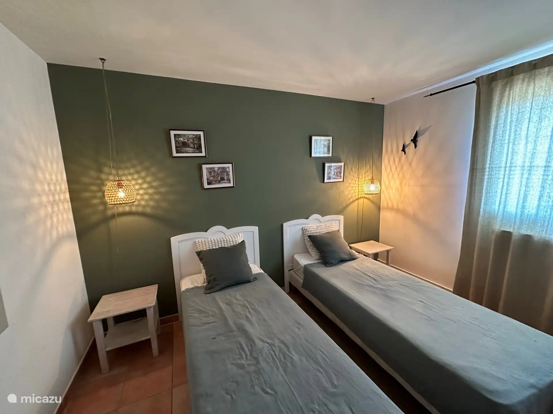 Chambre 2 personnes avec 2 lits simples avec climatisation