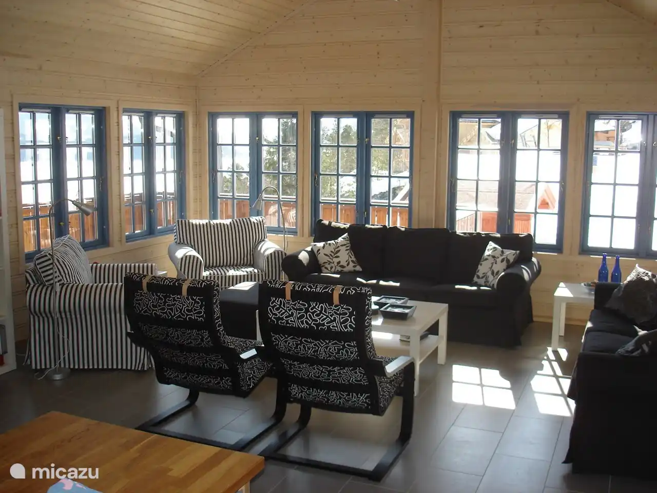 Der geräumige Sitzbereich