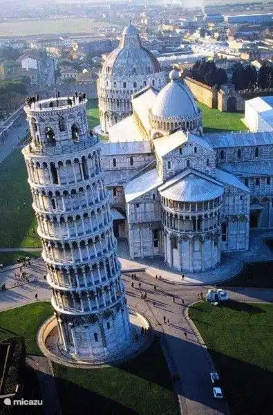 Pisa is 25 kilometers away from the campsite